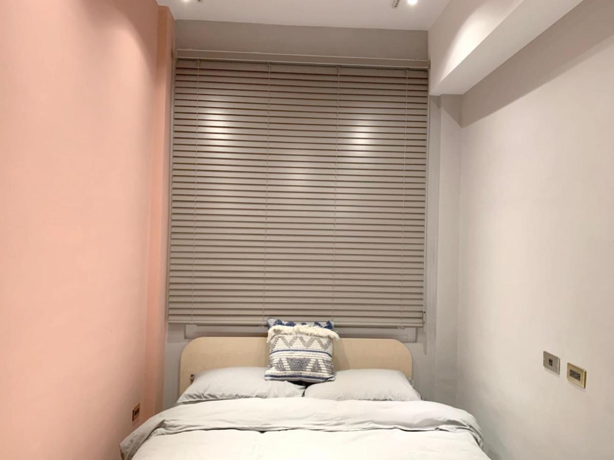 Spring Guest House Tainan Exteriör bild